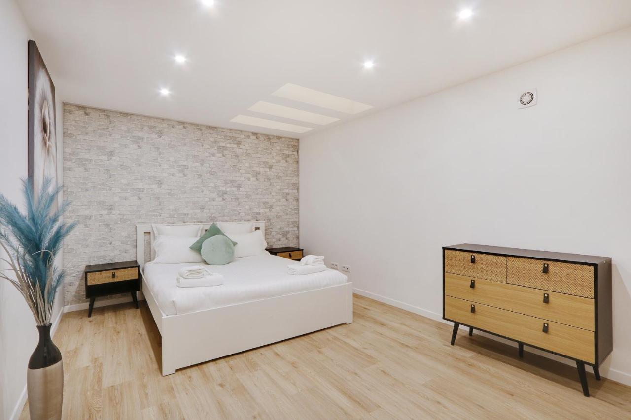פריז Pick A Flat'S Apartment In La Chapelle - Impasse Du Cure מראה חיצוני תמונה